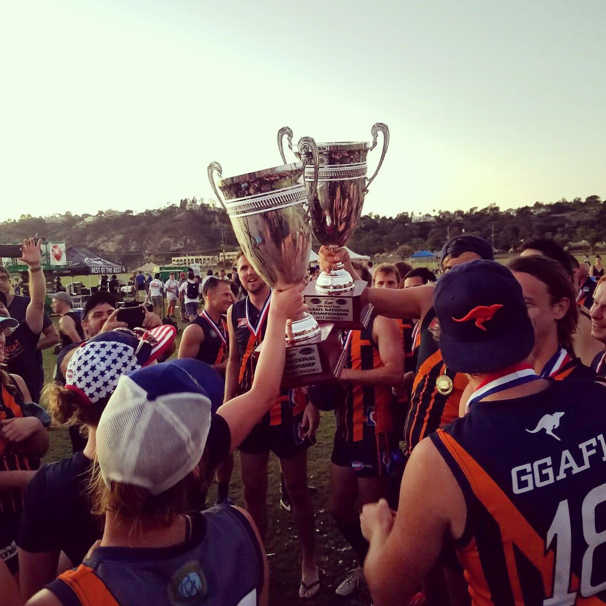 Ba duh duh ba duh duh ba dah dah dah ba... let’s hear it for the Roos and Maidens!