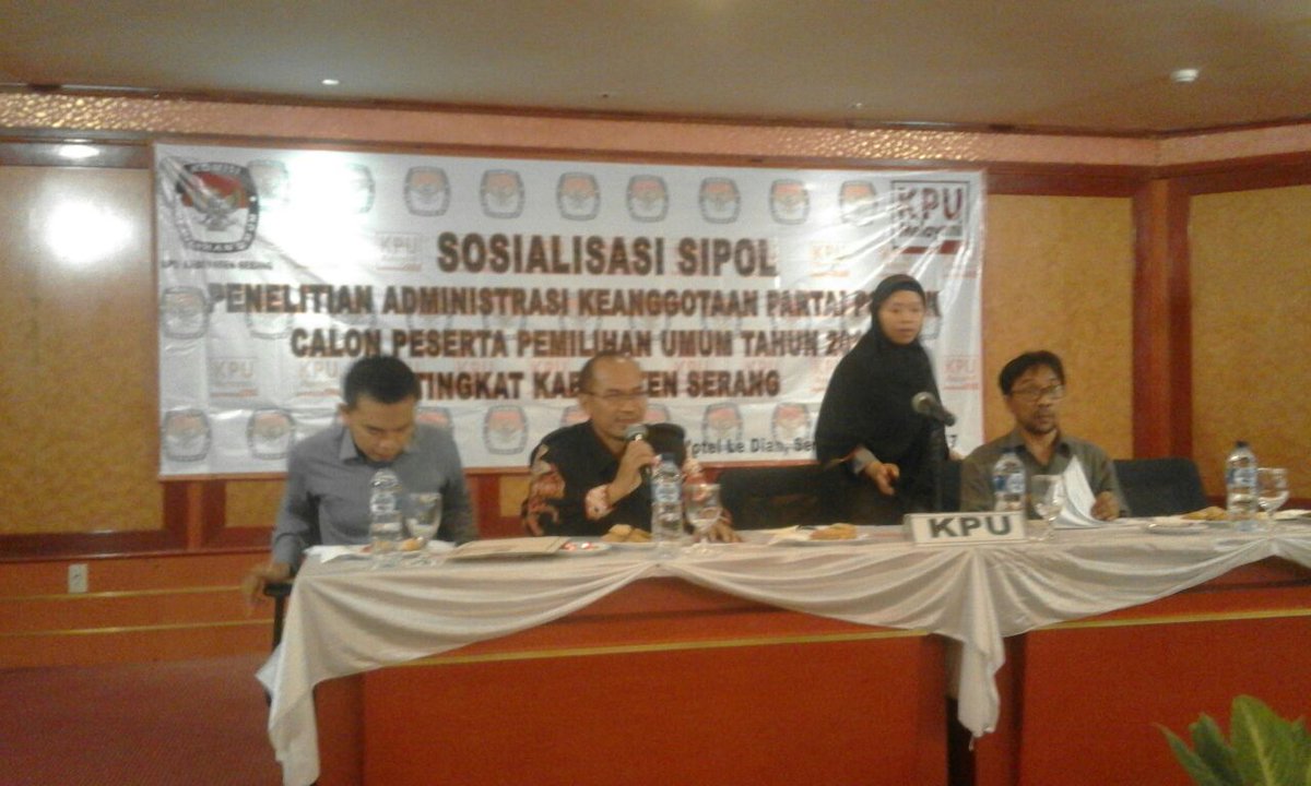 Sosialisasi SIPOL
Penelitian Administrasi Keanggotaan Parpol Calon Peserta Pemilu Tahun 2019
Tingkat Kabupaten Serang