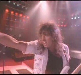 SamboraItalia's tweet photo. Good morning SamboraFriends ! Happy Monday and happy new week 😊😊😊#richiesamborafan #richiesambora #guitar #guitarist #SamboraAddicted https://t.co/QjxOzNpVdD