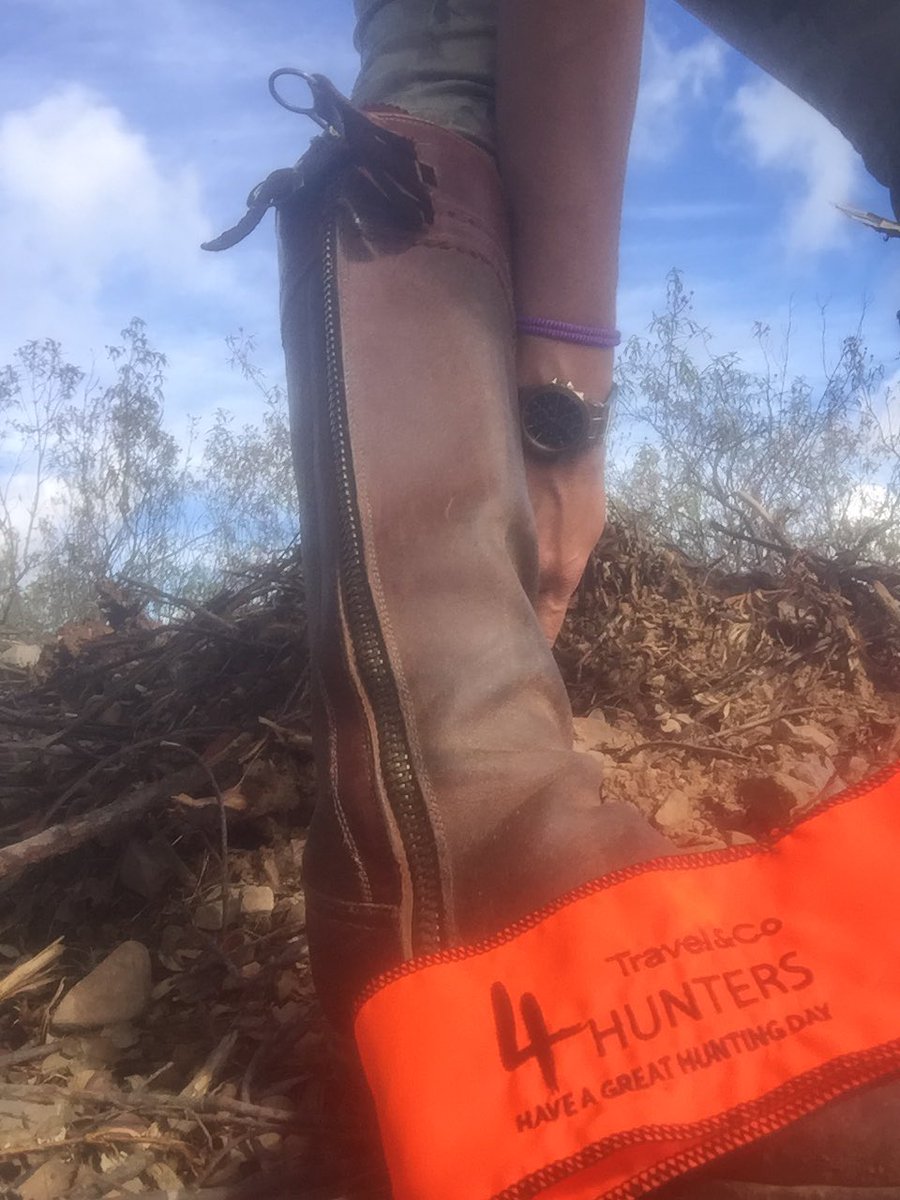 4Hunters_es's tweet photo. Alternando prendas de 4 Hunters..   ni frío, ni calor!!! https://t.co/zbBrCDv53D