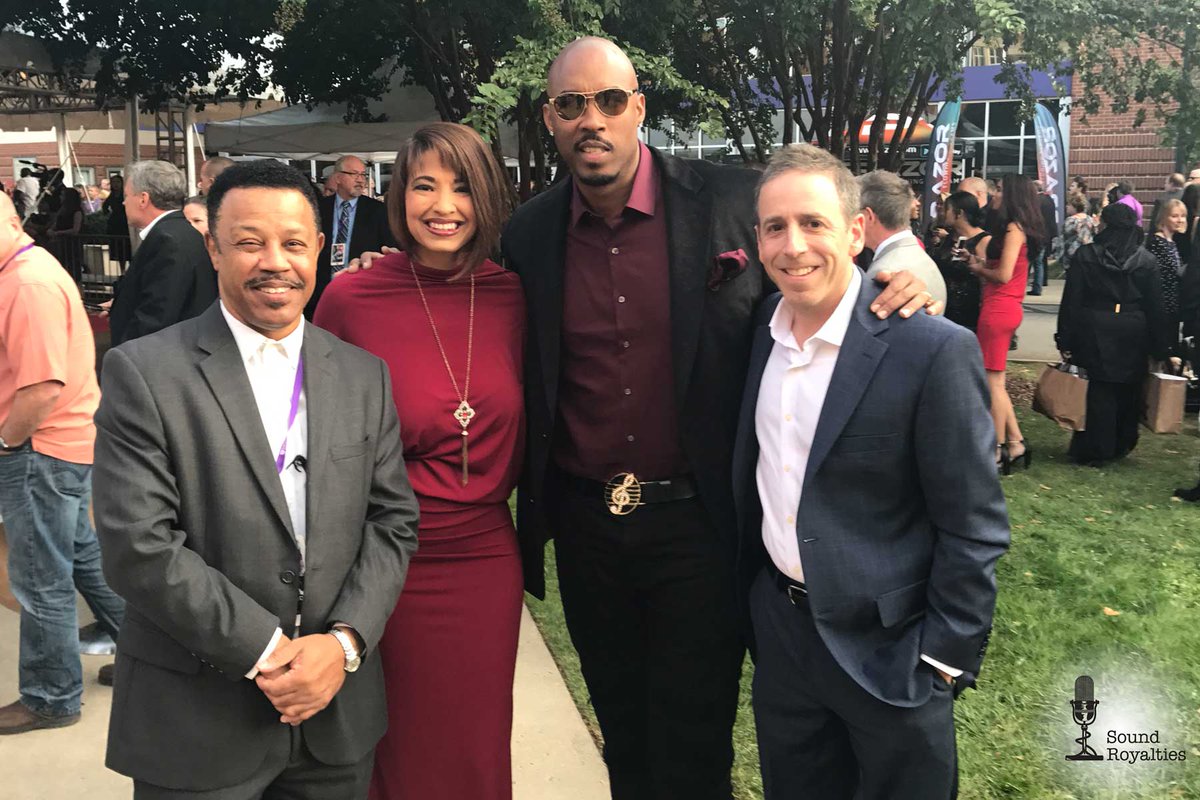 SoundRoyalties's tweet photo. Because… “That’s the way we do it” with @MontellJordan and the Sound Royalties Team! Celebrating the 2017 #DoveAwards #SoundTheRemedy https://t.co/cvKuSvcdjx