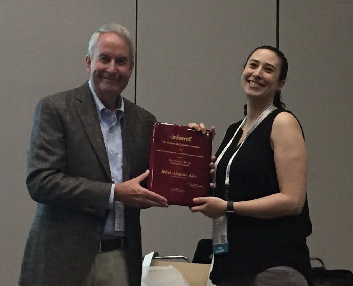 SibelAlumur's tweet image. Thank you so much @INFORMS_Sola for the prestigious Rising Star Award! I’m soo happy! 😊 #Informs2017