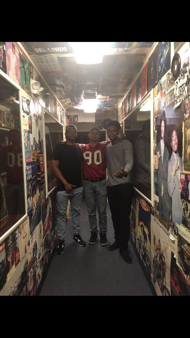 Groovyie's tweet photo. GROOVY RADIO TONIGHT 10PM🗣🎙🎧👑

A discussion on ‘Race in the City of Fontana, Ca.’

Tune in on https://t.co/XVFRMYMjP5 

#GROOVYRadio https://t.co/5bRT1gQ9xn
