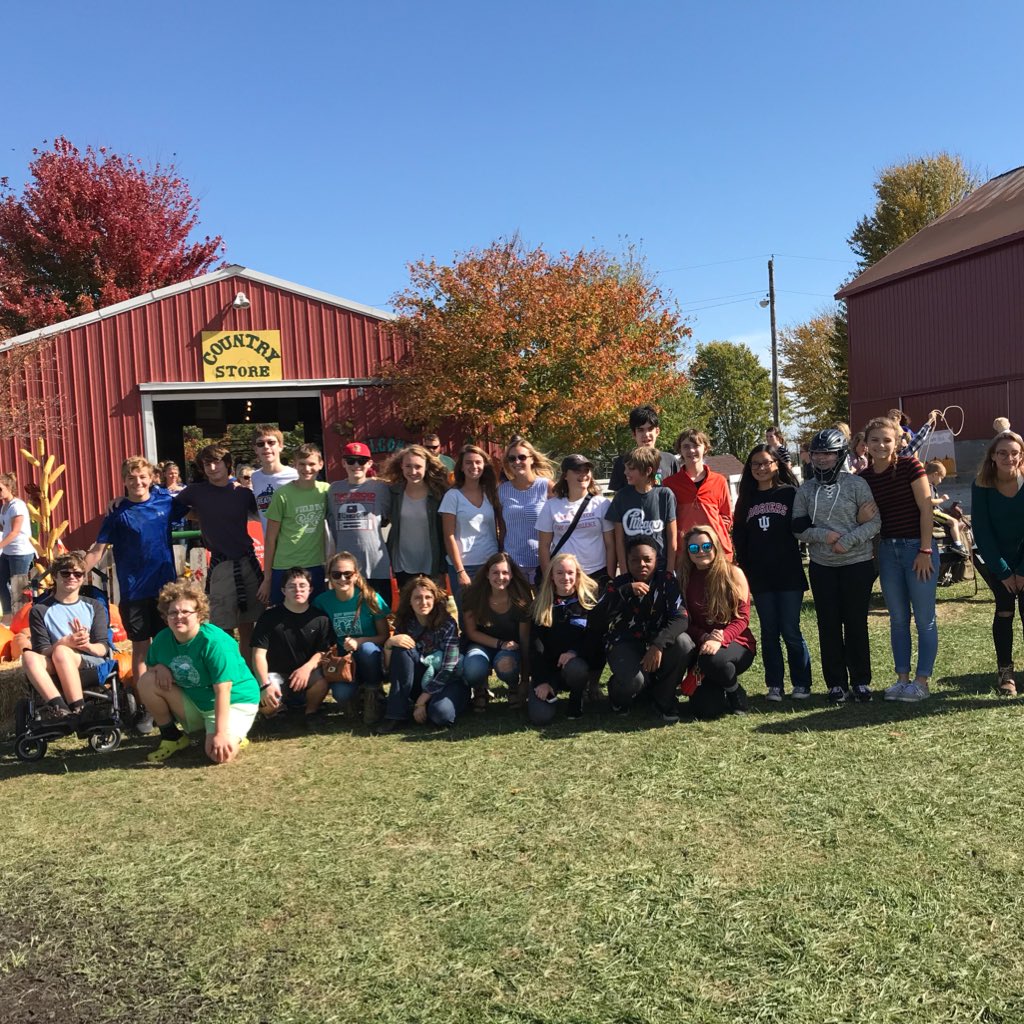 bestbuddiesnc's tweet photo. What a turnout! Loved seeing everyone at the Pumpkin Patch today! https://t.co/aMDgyKWGuK