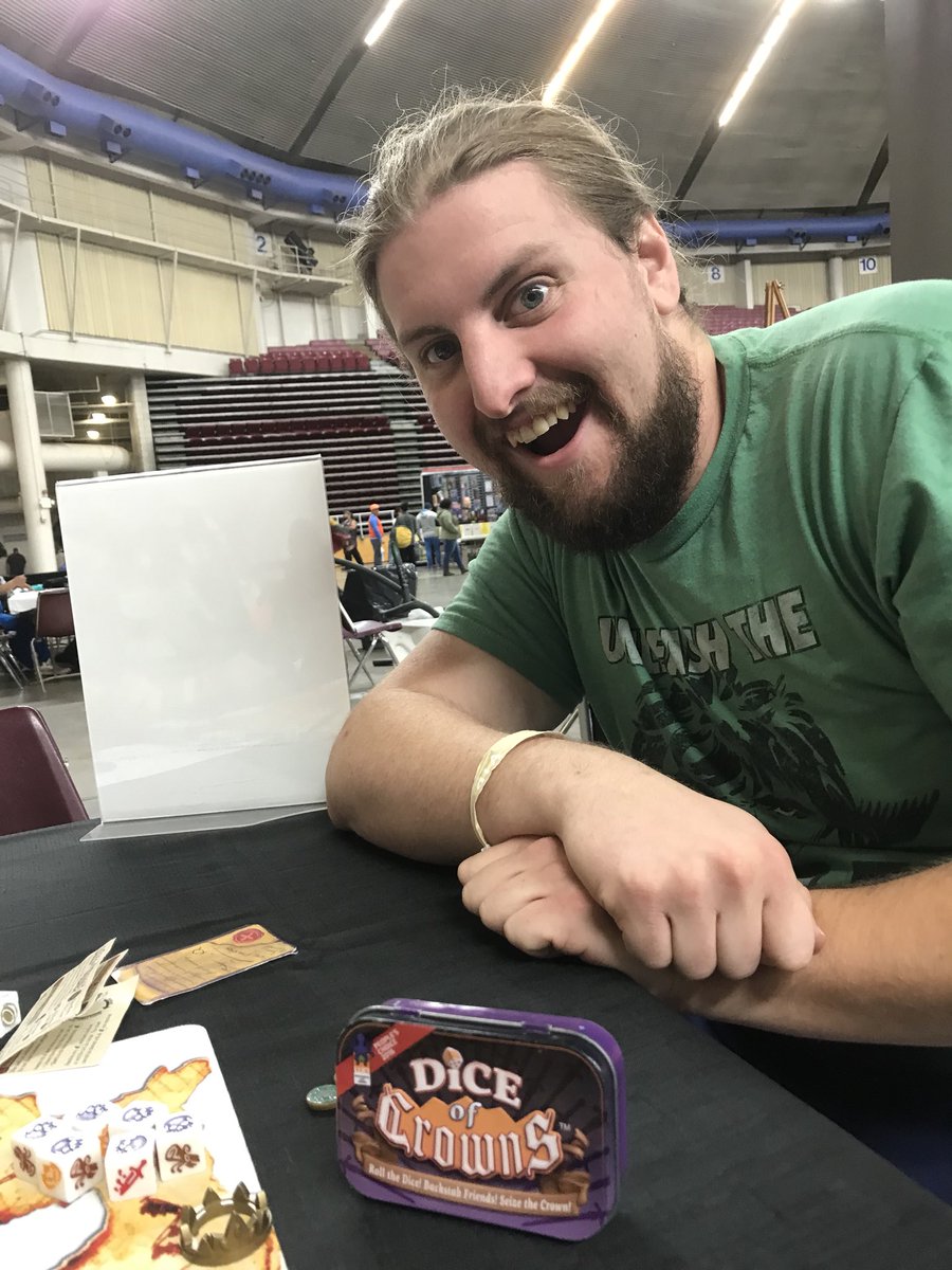 thing12games's tweet photo. Taught some new players #DiceOfCrowns at @CentralCityC4 A king is crowned! #CCCC17 https://t.co/0gLQhfcrx2