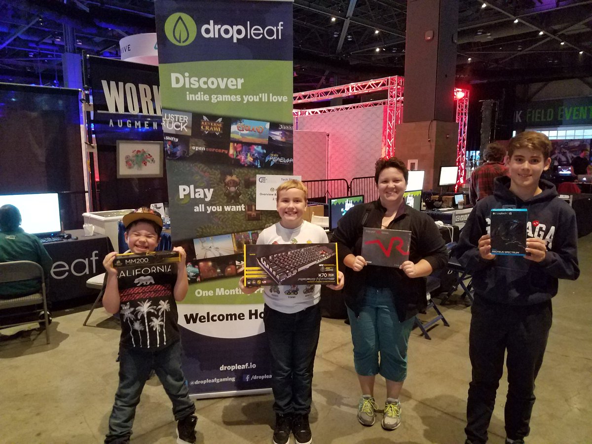 dropleafgaming's tweet photo. Our #GE2Live raffle winners! @Logitech @CORSAIR https://t.co/MGBZ1cPO5T