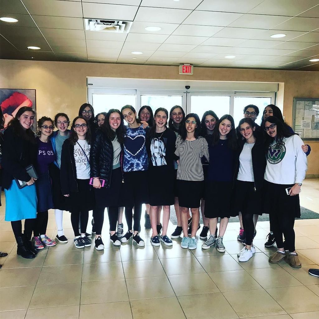 Jewish Home Family tweet media