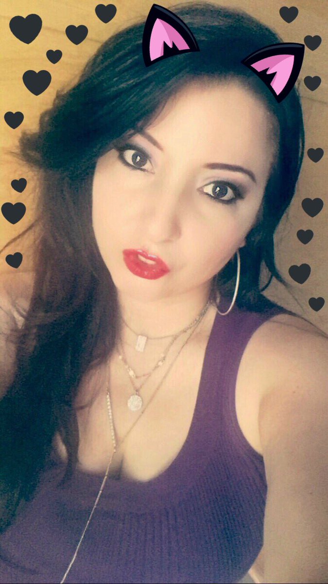 fashion7thave's tweet photo. 💜 #SelfieSunday 💜 Excited for Halloween week 🎃👻👽☠️😻 #selfie #twitterstickers 🖤💕🖤 https://t.co/Ld1HUlWNSN
