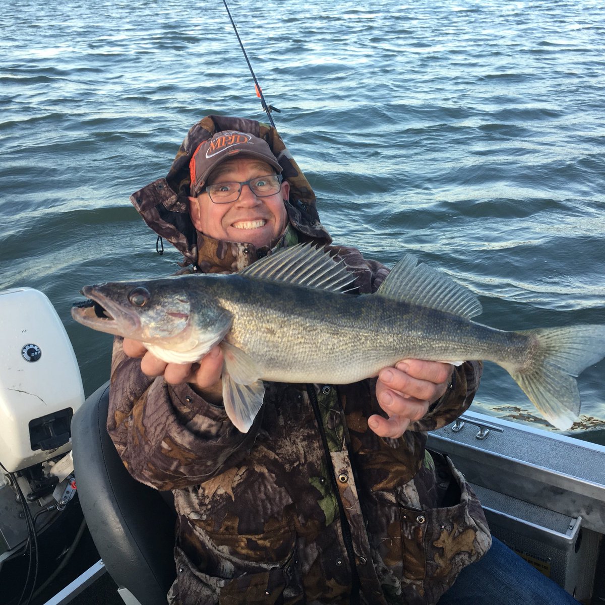 Sebbd05's tweet image. Walleye of the day. 19’’ and 22’’3/4