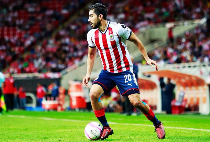 Rodolfo Pizarro, el jugador que saca la cara por Chivas:  🔴4 Goles. ⚪2 Asistencias. 🔴Es el goleador del<a href="/tag/chivas"class="tags"><span>#chivas</span></a><a href="/tag/pizarro"class="tags"><span>#pizarro</span></a>