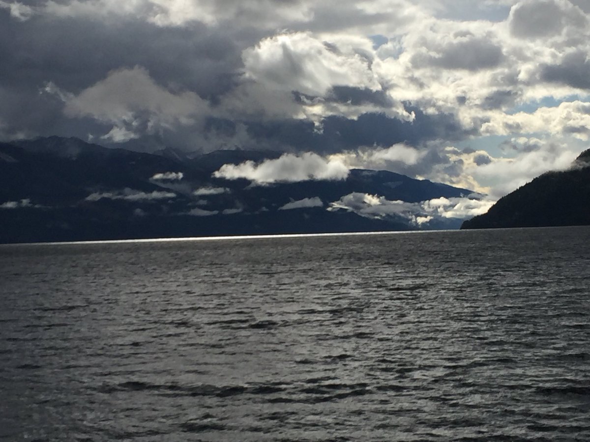 RoddddddRod's tweet image. Hello Saskatchewan.  Glad to see you after starting my day with this beautiful scenery. #BCtoSaskinaday