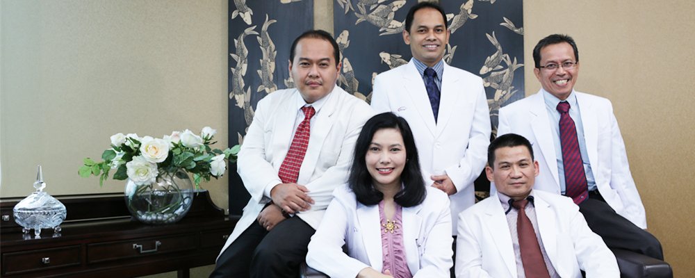 RSCMKirana's tweet photo. Ingin konsul dengan alhi retina? RSCM kirana memiliki staff dokter yang  sudah subspesialis. info dokter Hub (021) 31902885 Ext 8104/8110 https://t.co/UntQgIgfbQ