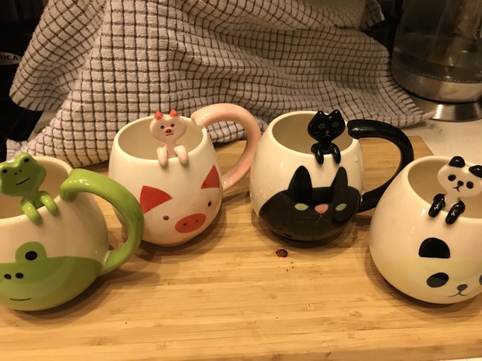 Omg whoever completed my collection I love you!!!! Let yourself be known so I can show my love 😍😍😍😍 https://t