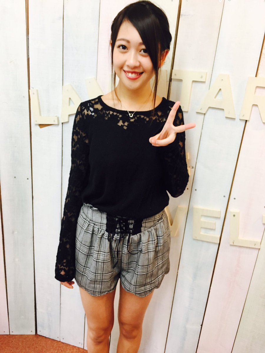 アリババ秋葉原店 A Twitter Sod Star11月デビューの三田 杏ちゃんがご挨拶に来てくれましたー 透明感半端ないです