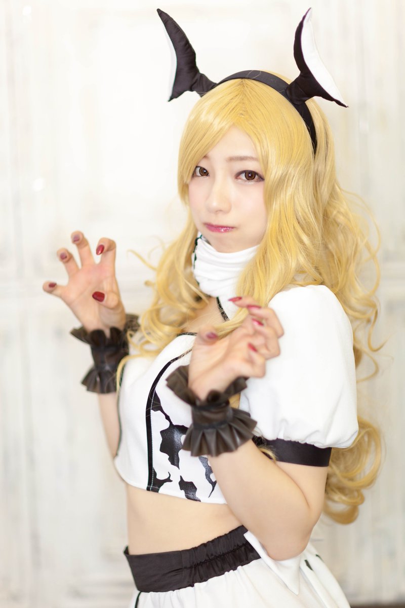 minbaji's tweet photo. EMUPRO撮影会　2017.10.21

セクシーでキュートな ツナマヨさん💕

７部　エレキング擬人化

撮影会お疲れさまでした。
またお会いした時はよろしくお願いします😃

#ツナマヨ(@Tunamayo2704DX)
#EMUPRO (@emuproject ) https://t.co/lmC0cNkl4Q