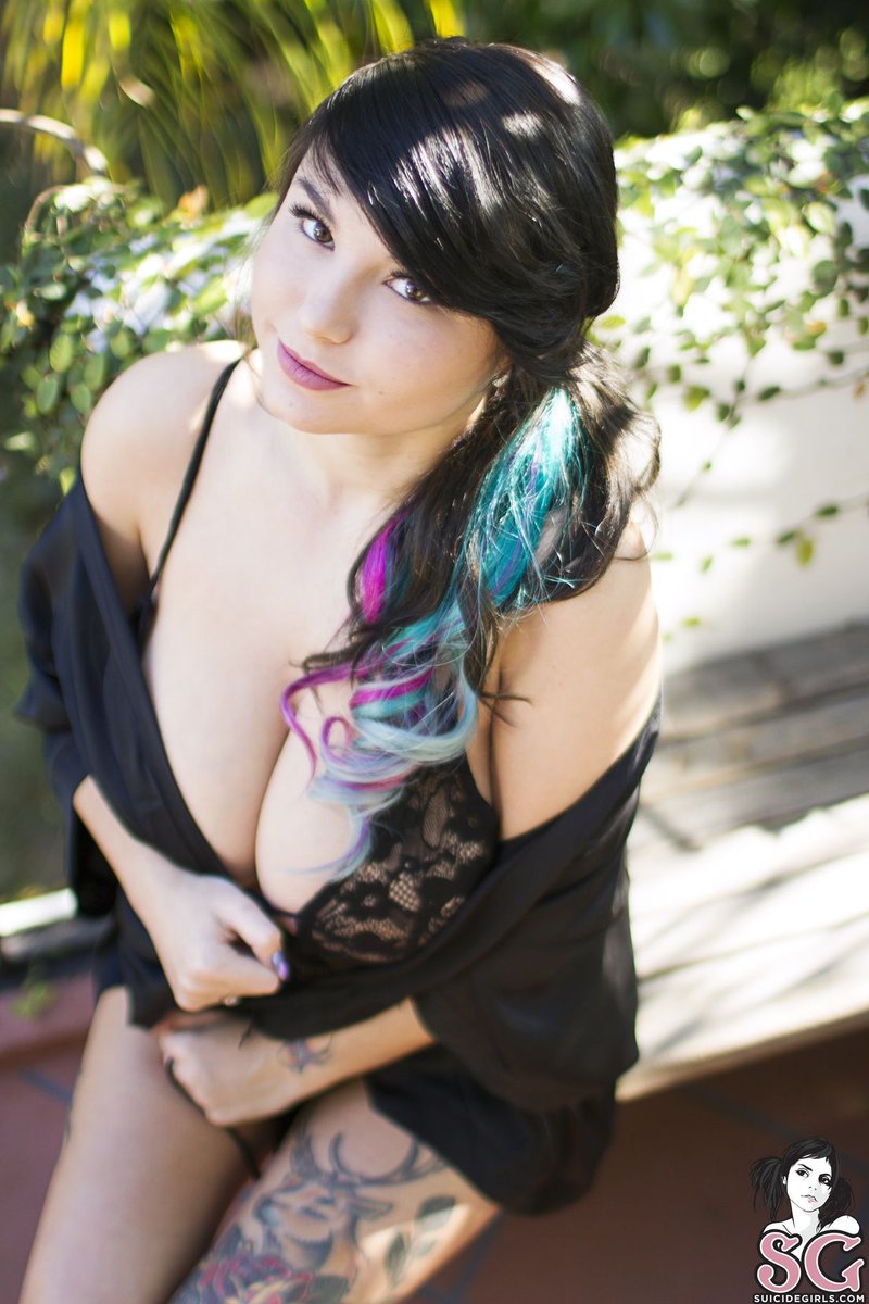 Lusia suicide girls
