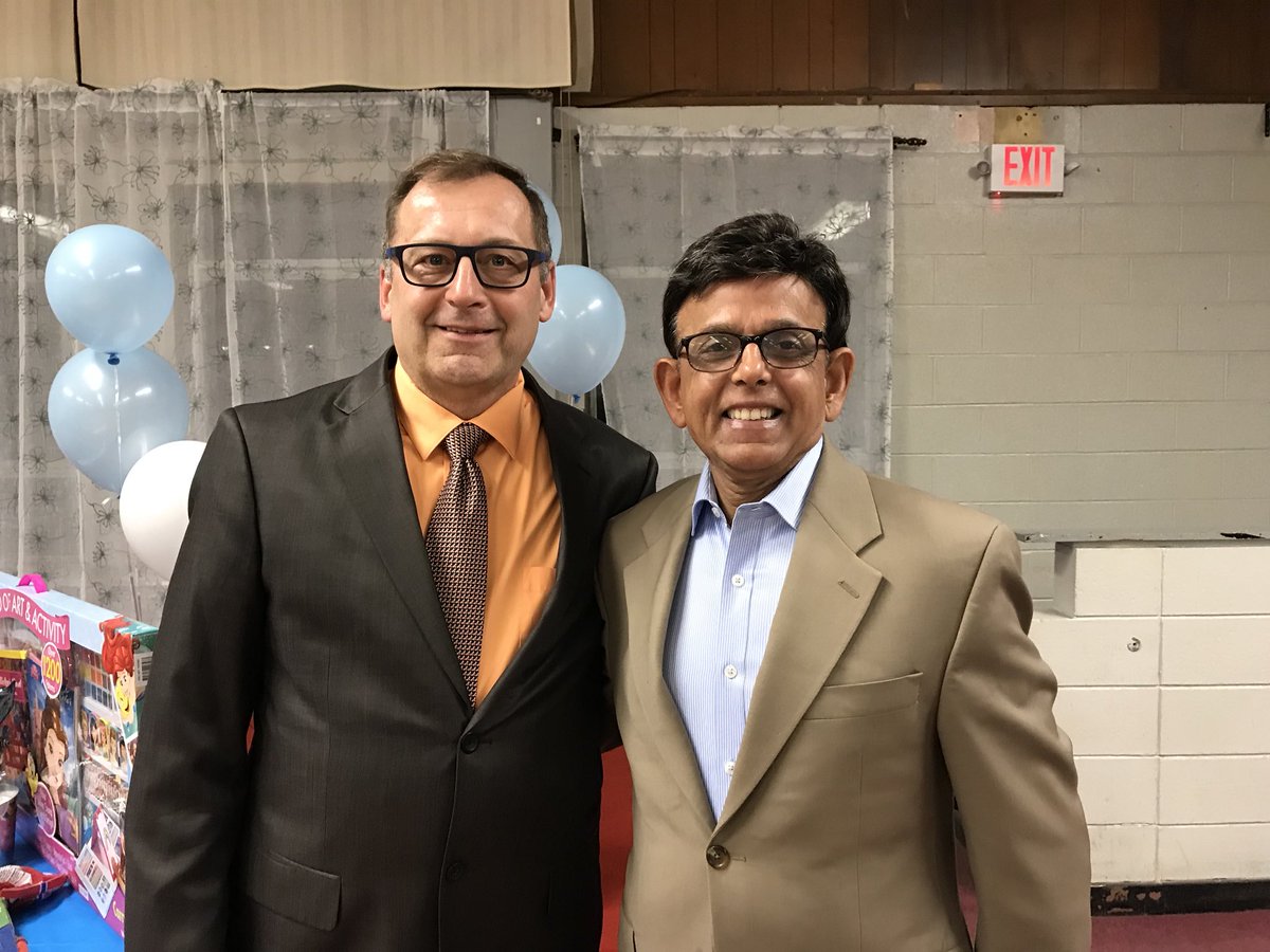 KalaPrasad4's tweet photo. @DocForGov it was a pleasure meeting the candidates at the Windsor Locks event. Wishing success in the coming elections #docforgov #CtGov https://t.co/8vjNFzsA7Z