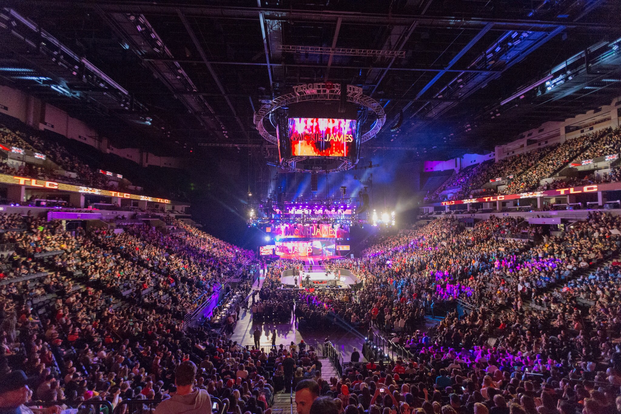 Target Center on Twitter "Thanks WWE & fans for an awesome TLC! See