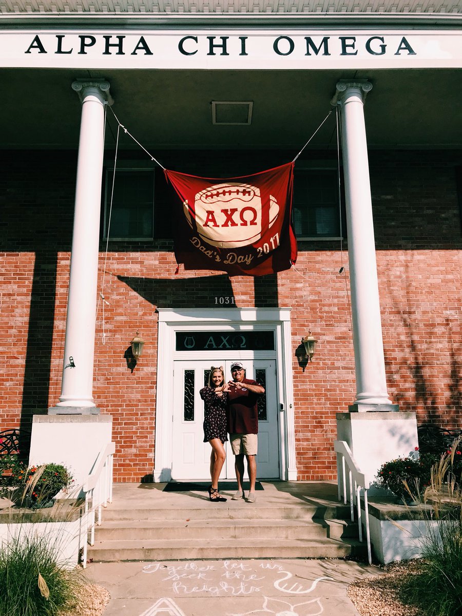 AXOZetaSigma's tweet photo. The best kind of fathers raise Alpha Chi daughters ❤️🏈 #DadsWeekend2017 #AlphaChiGuys https://t.co/OX7ktnEs49
