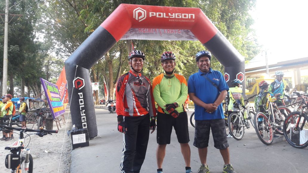 BNNKLangkat's tweet photo. HUT PEDAL Kabupaten Langkat " Gowes, Sehat dan Fit Tanpa Narkoba " 
Melewati Kec. Stabat, Kec. Binjai dan Kec. Wampu https://t.co/5BJtNQVe2w