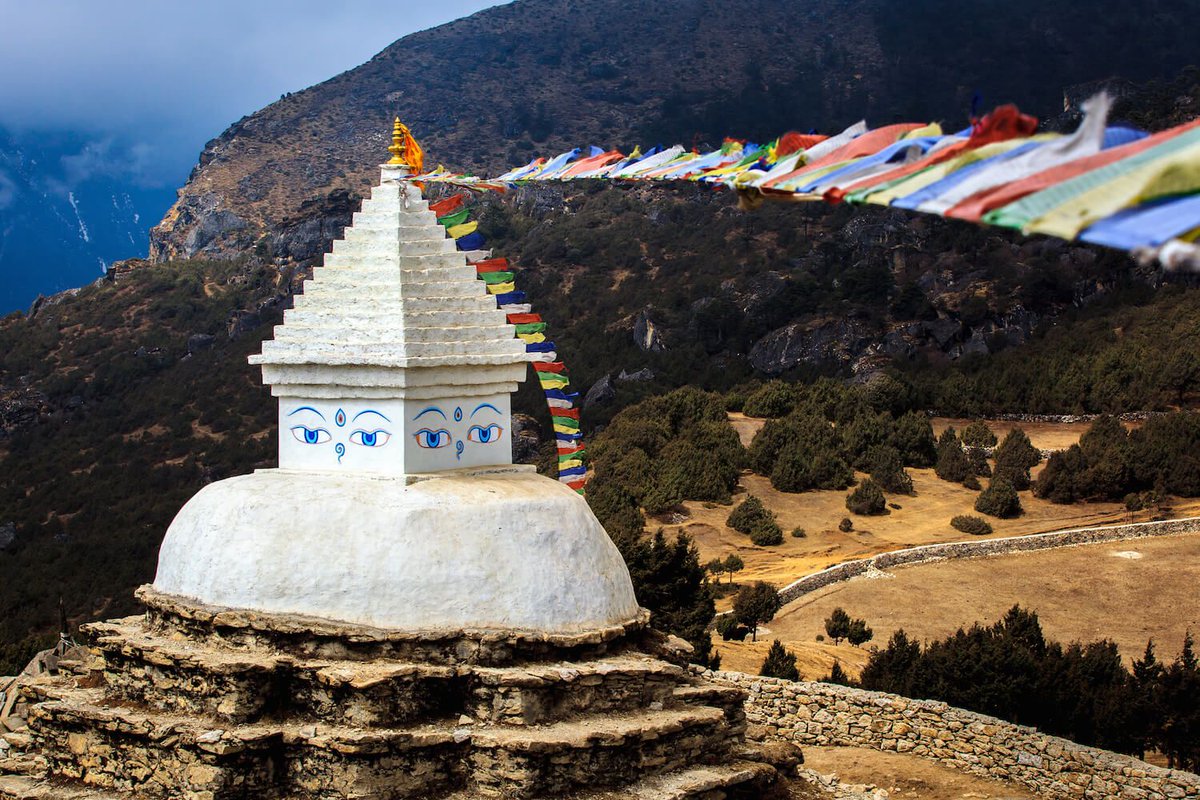MountainQuests's tweet photo. A visual journey to #EverestBaseCamp - some of the incredible sights you can expect to see along the way | https://t.co/A9yEqk5wYY https://t.co/3FpE0Y3BM7