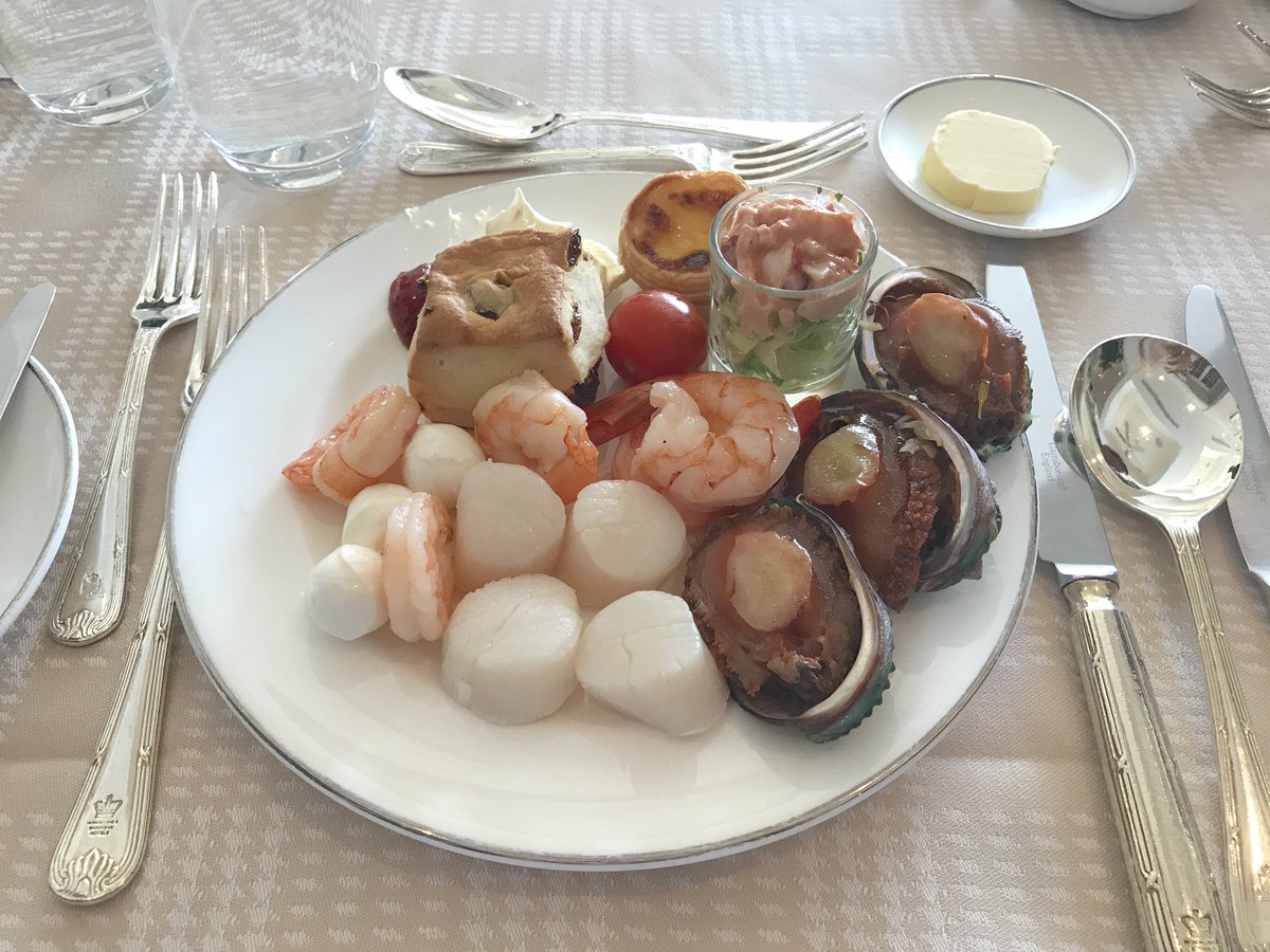 dominicsg's tweet photo. #birthday celebration in #theVerandah # of #PeninsulaHotel, #TST, #Kowloon: #gorgeous 😘 #DN40
#生日 #尖沙咀 #半島酒店 #露台餐廳 #美味しい @PeninsulaHotels https://t.co/X7pf0VI1T8