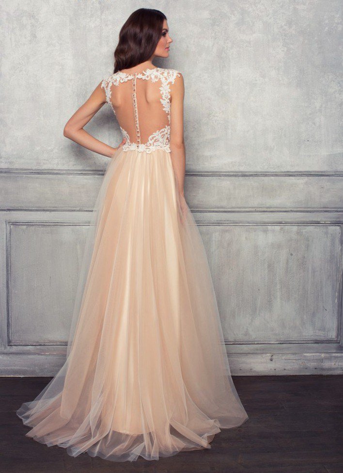 AMOURBRIDALperm's tweet photo. Дорогие невесты, приглашаем вас на примерку свадебного платья! 👗👰 
https://t.co/Jk16Y5eq4P https://t.co/wNgdMexBFm