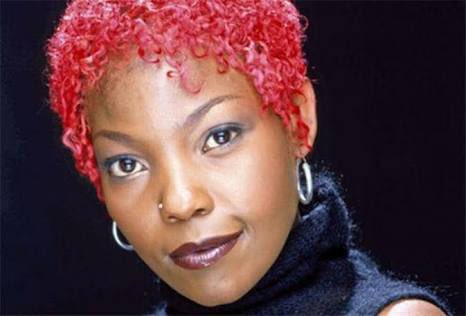 motswedingfm's tweet photo. Lebo Mathosa 
* 16 July 1977 
+ 23 October 2006 https://t.co/bgKZz4M7mL