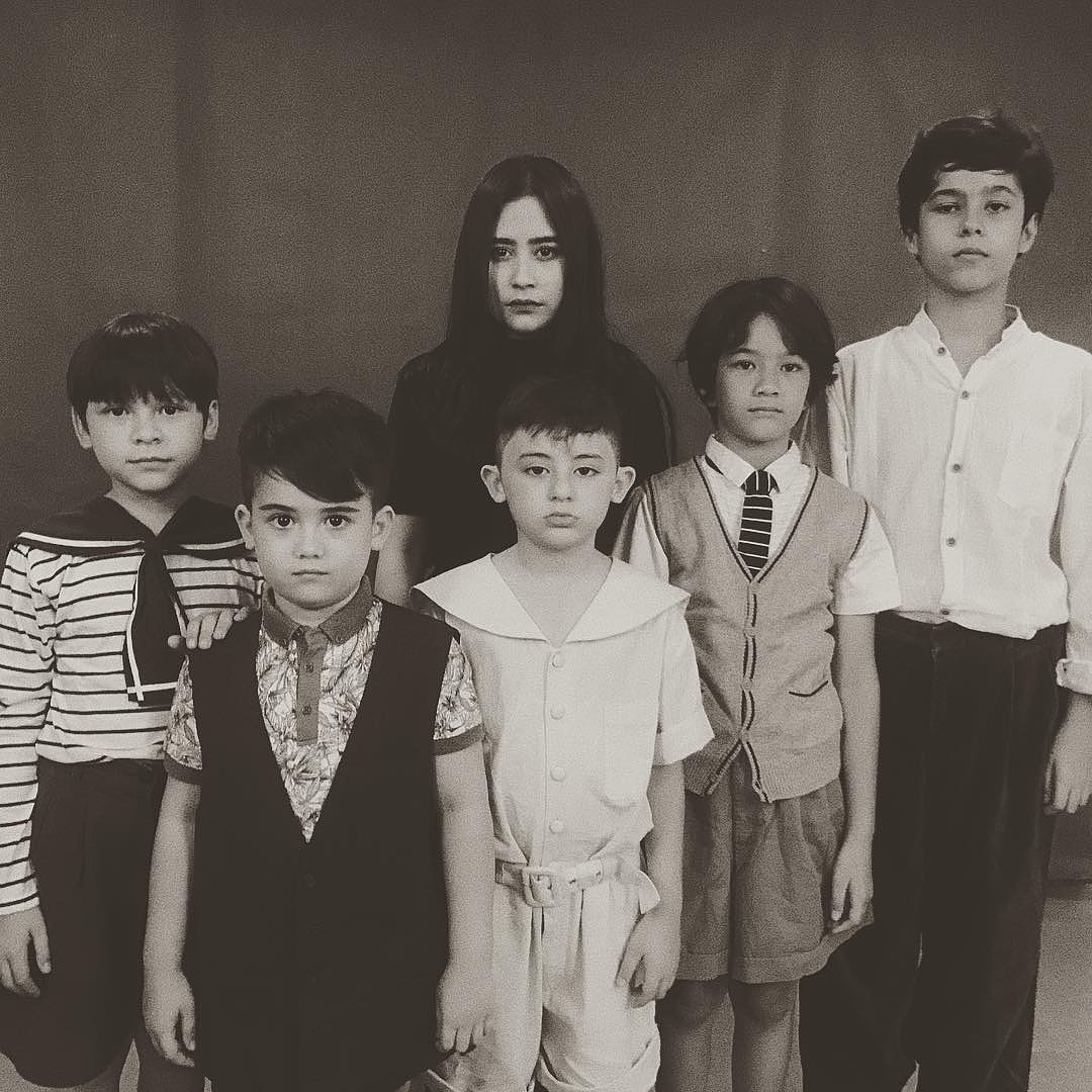 ChachaPV26's tweet photo. Kami kembali.
@danurmovie
#RISA
#PETERCS
#MADDAH
#DANUR2 https://t.co/S5ANNkr5jz