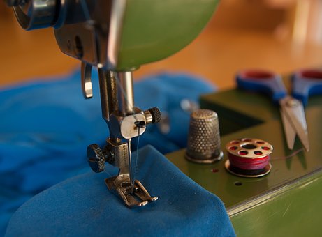 Sinobest_Susan's tweet photo. Sewing thread for high speed machine #sewing #embroidery #stitch #thread https://t.co/jK2NYXIjMr https://t.co/5LcsYBUt5g