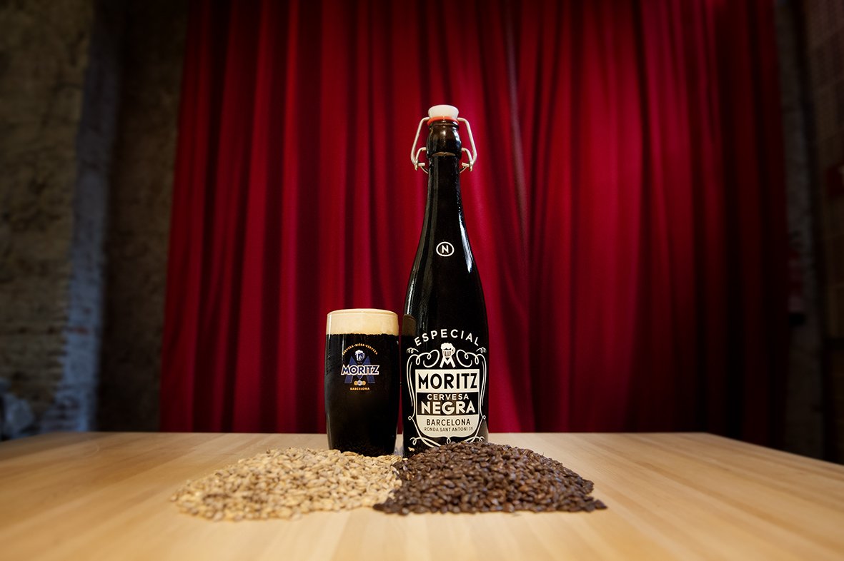 🔥SORTEIG🔥Torna la Moritz Negra i ho celebrem regalant-ne 3 ampolles entre tots els que feu RT. Contactarem amb els guanyadors dilluns 30 🍻