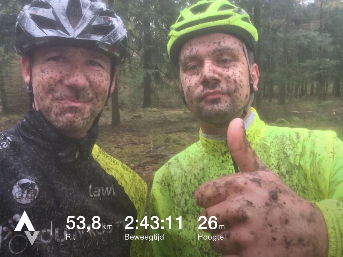 Bekijk mijn rit op Strava.
strava.com/activities/124…

Zondag lekker gecrost door de blubber in Sleen. Goed georganiseerde Tocht.  #bushbikers
