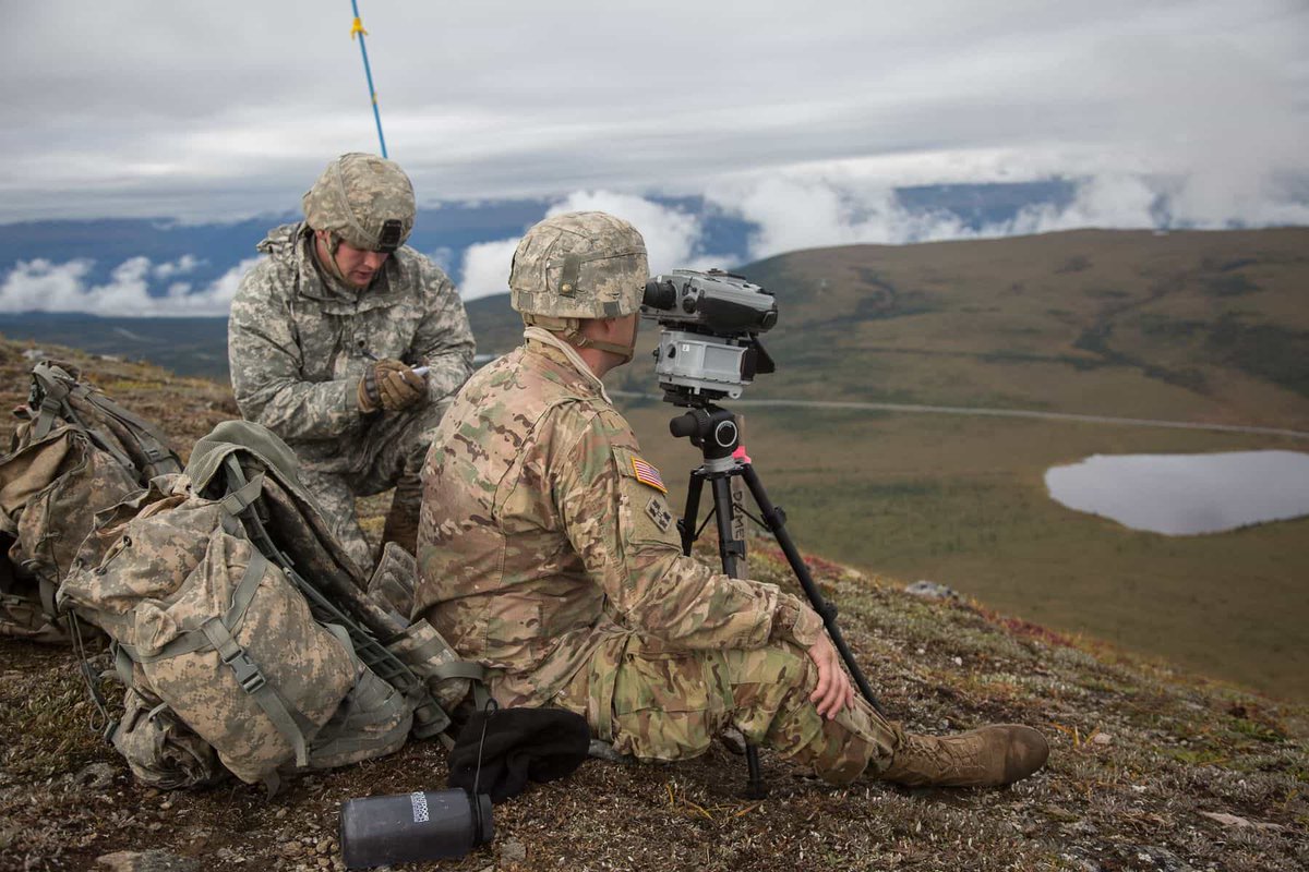 defencetalk's tweet photo. #USArmy Field #Artillery Soldiers test new #laser #targetingsystem https://t.co/7DtrT8I81I https://t.co/JcDf8vT1ls