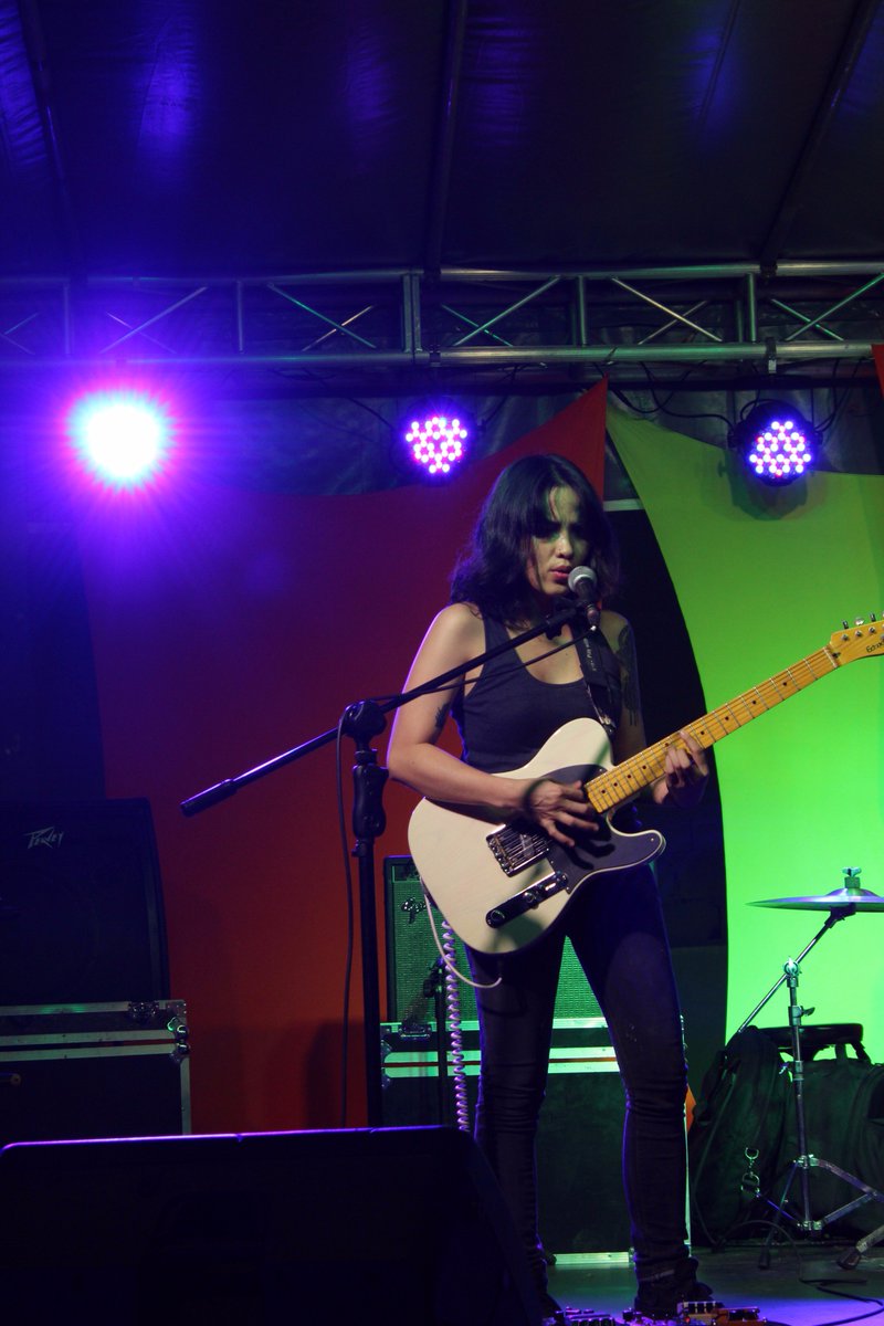 be_amarie's tweet image. Perks of having this job, getting to see these(and more) awesome bands live. #WeAreIntramuros #MoreFunIntramuros #DesignWeekPH