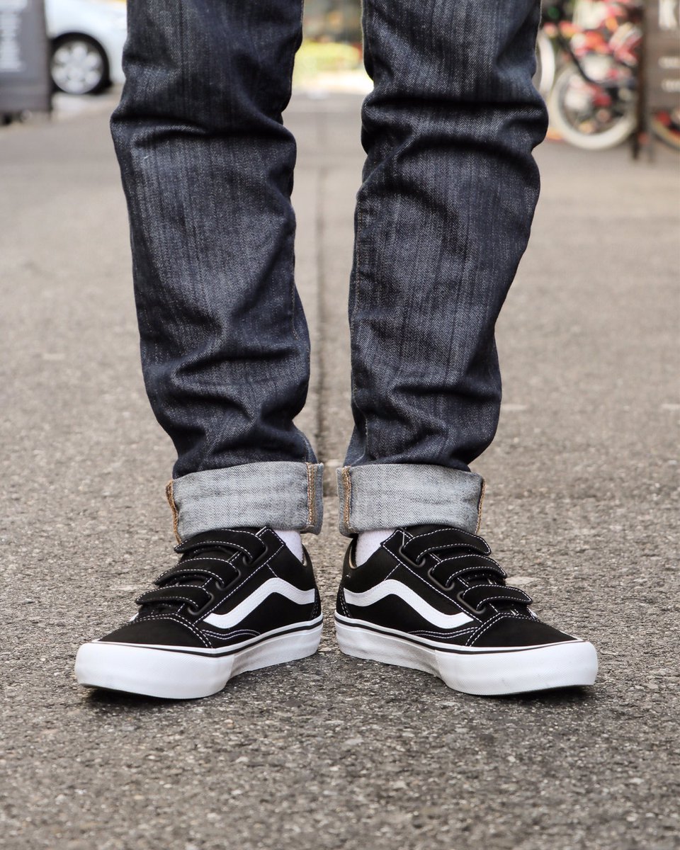 Feelin Osaka Twitter પર Vans Old Skool V Pro Black White Pro Classic シリーズよりskool Proのベルクロ仕様が再入荷 定番とはまた少し違った雰囲気を楽しめます 履き心地 の良さはもちろん ベルクロならではの脱ぎ履きのし易さも魅力 Vans Feelin Osaka Twitter પર Vans Old Skool V Pro Black White Pro Classic シリーズよりskool Proのベルクロ仕様が再入荷 定番とはまた少し違った雰囲気を楽しめます 履き心地 の良さはもちろん ベルクロならではの脱ぎ履きのし易さも魅力 Vans