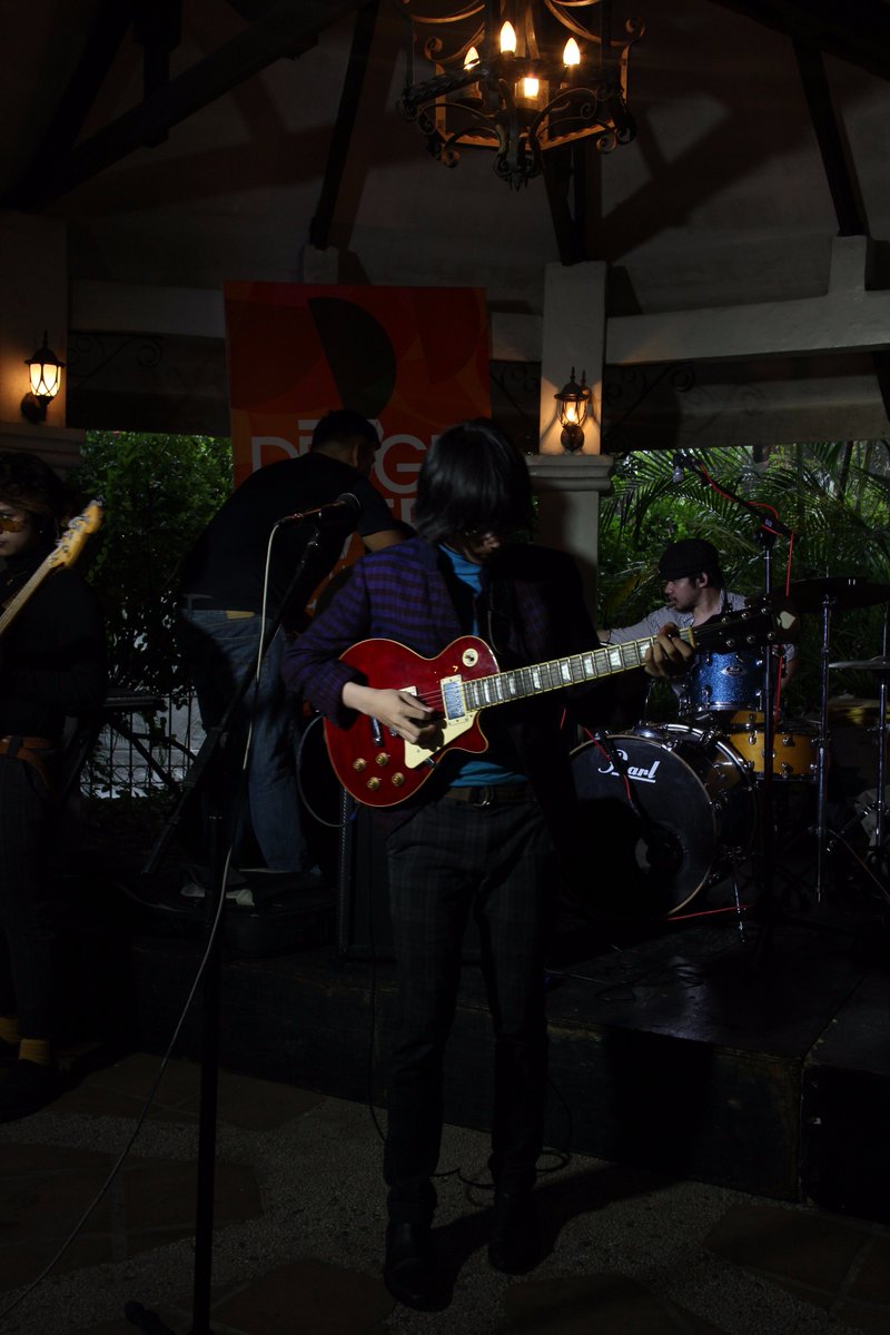 be_amarie's tweet image. Perks of having this job, getting to see these(and more) awesome bands live. #WeAreIntramuros #MoreFunIntramuros #DesignWeekPH