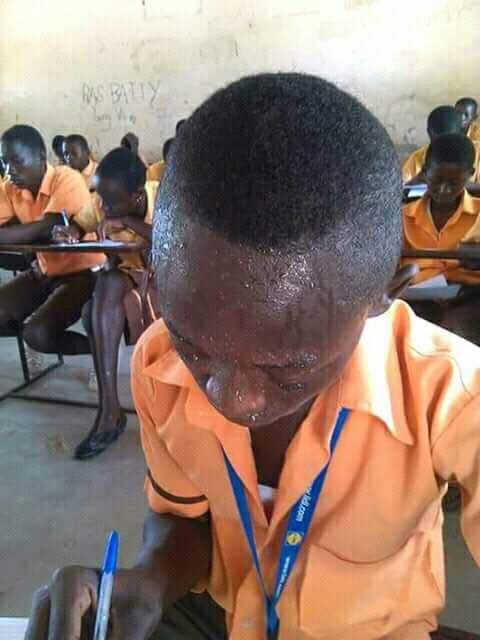 SSD_Lwandle's tweet photo. When you have been the coolest kid that attends gigs instead of focusing on your books while doing #Matric2017 https://t.co/WeW3bpMs4w