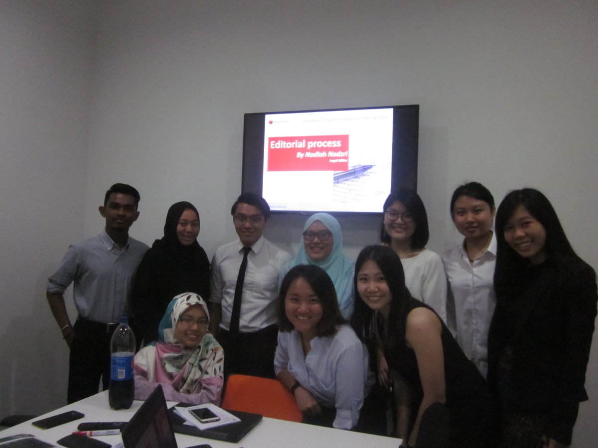 hui_yee9034's tweet photo. Thanks Nadiah for briefing us on the Editorial process #LNSAP https://t.co/Vk7jG0hL64