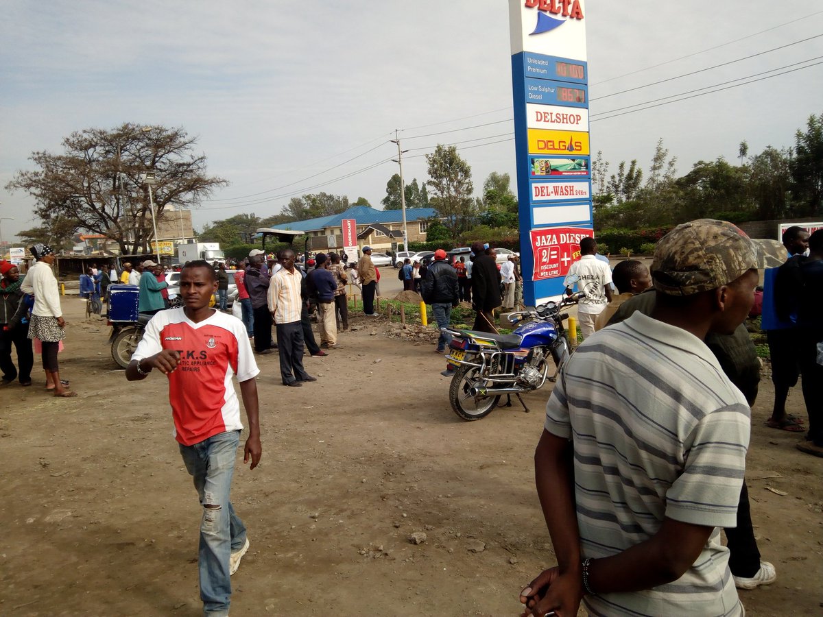 sammy_gitonga's tweet photo. Operation ongoing at Ruai. There are thugs believed to be inside #QuickMatt supermarket. Gunshots are allover inside the store. https://t.co/aSBbcwTOzm
