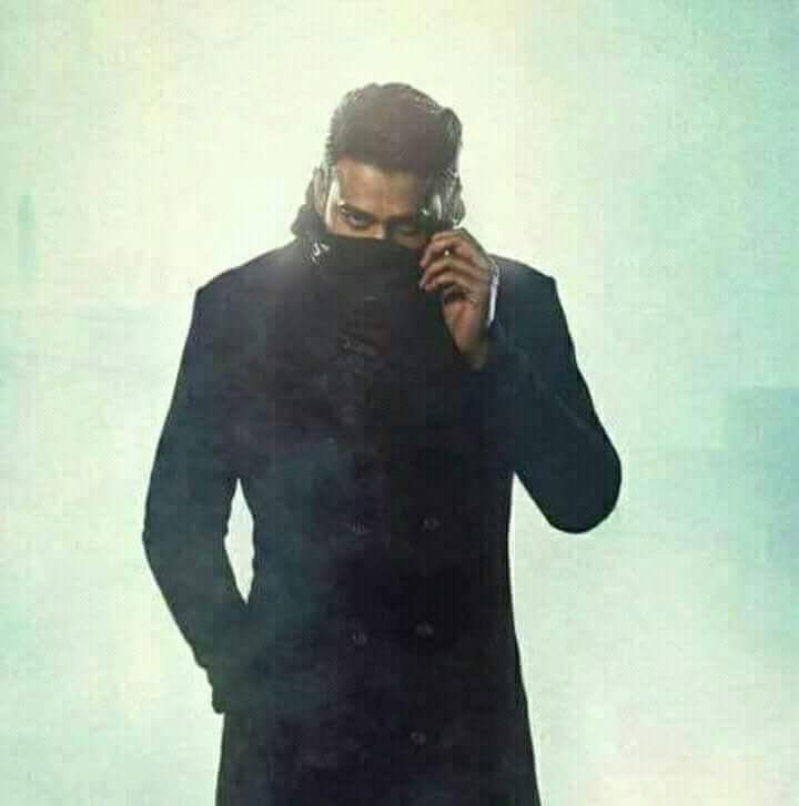 SunilKattoju's tweet photo. Now trending time 
    #HBDDarlingPrabhas with 1.6m tweets 
   #saahofirstlook 120k tweets https://t.co/eosOF6R7bs