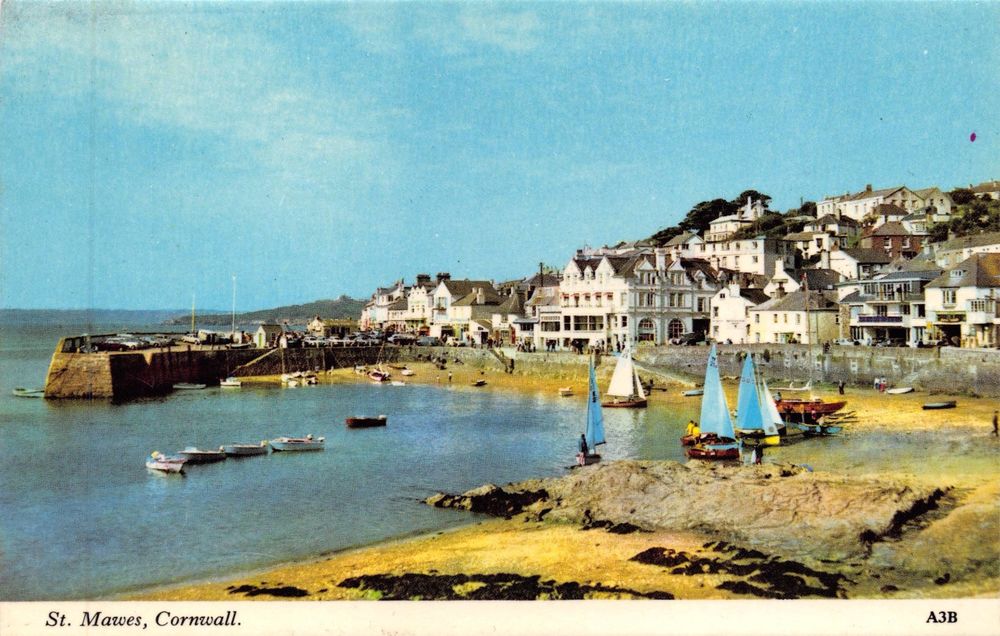 Threadfilament's tweet photo. #retweet #postcard Vintage Postcard CORNWALL St Mawes by H. Barton #A3B https://t.co/XJUTWoZHeD https://t.co/hhvsXpjmiH https://t.co/Xgwv5AC7vg