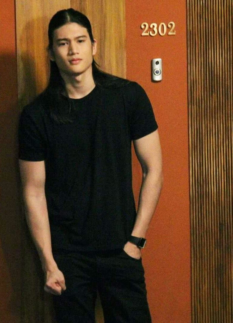 Emmamii88's tweet photo. KYA @gilcuerva PEMBARYA?😜 #MondayGoodvibes #gilcuerva #gilfriends https://t.co/DZ4s0HyH5P
