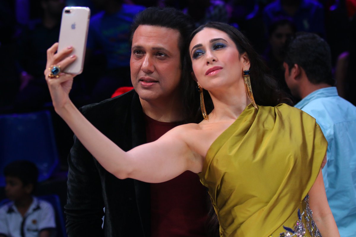 DelhiTimesTweet's tweet photo. .@govindaahuja21 & #KaismaKapoor show off their dance moves on the sets of #DanceChampions #TimeTravel #9os @remodsouza @terencehere https://t.co/cMv3jhJy2Q