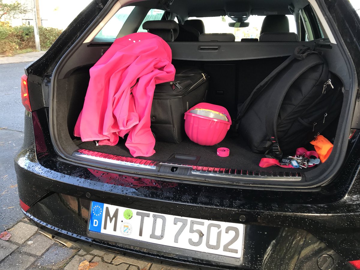 PhillipGoik's tweet photo. Mein neues Kennzeichen😍😏

TD 🙊💕👌

Auf nach Darmstandt zum #YITT Camp ⛺️💖🎉

#Telekomwall #Werkstolz #SocialMedia https://t.co/eMJlRKpQIv