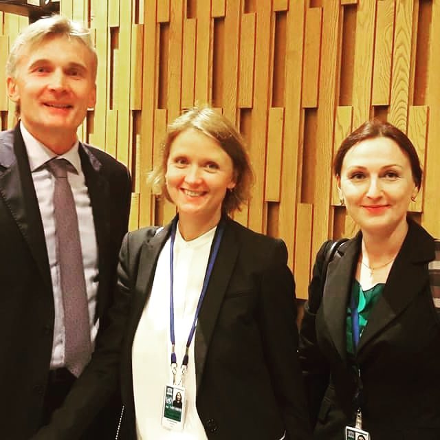 unesco_russia's tweet photo. Les membres de la Délégation russe à la 202e session du Conseil exécutif de l'UNESCO vus par eux-mêmes. Les photos pas si officielles #202EX https://t.co/0fVUgZtQEC