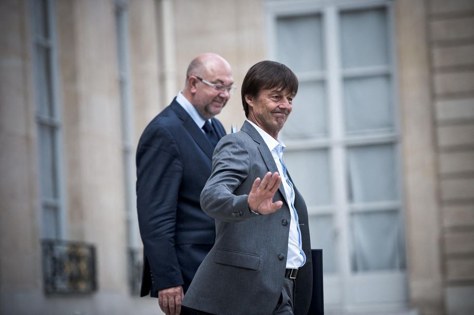 Vetitude's tweet photo. Deux nouveaux #pesticides «tueurs d’ #abeilles» autorisés en catimini - Libération https://t.co/V703qqKBVB https://t.co/9UrCMTraCl