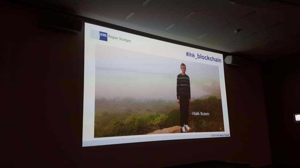 TbLtzk's tweet image. Los geht&apos;s #ihk_blockchain!