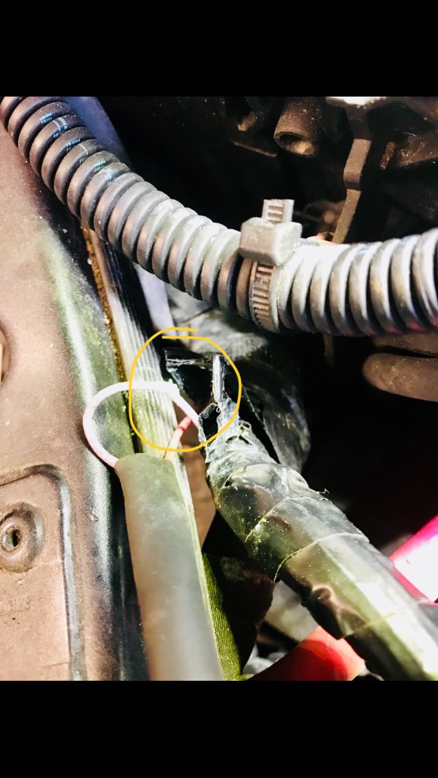 QueensService's tweet image. 2014 Renault Megane Stop/Start fault traced to wiring loom fault #Renault 
#Renaultspecialist #Leeds
