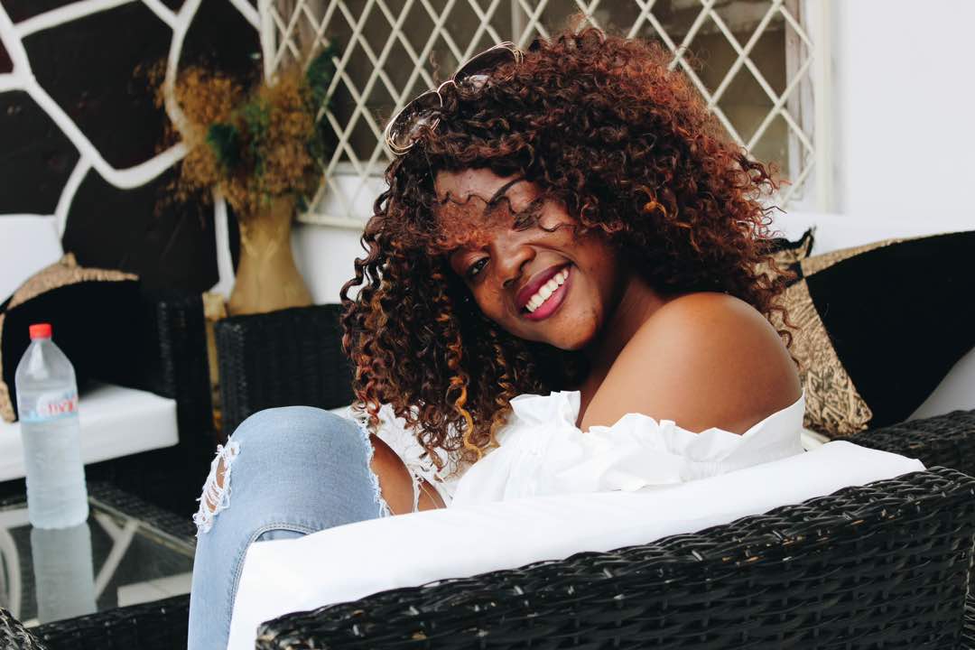 Sonasacha's tweet photo. Bon debut de semaine! Que Dieu vous accompagne &amp; vous facilite les choses 🙏🏾. #Team242 #Team224 #Team223 don't lose your breath 🥀 https://t.co/2hQ1pVGAQX