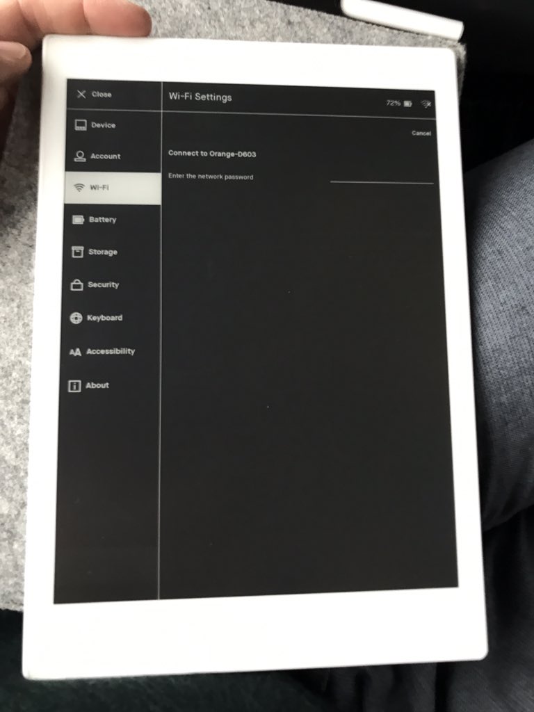 papipostnatal's tweet photo. @remarkablepaper #remarkable keyboard does not appear when connecting to wifi. Have managed to connect to only one network. Any suggestions? https://t.co/dAbou297CD